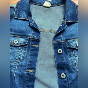 jean jacket with silver buttons